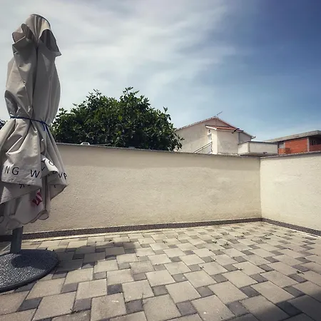 Maja Kanica Appartement