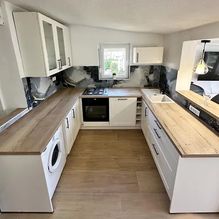 Maja Kanica Appartement