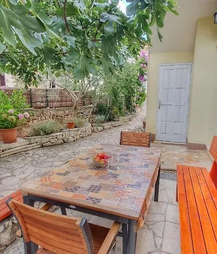 Maja Kanica Lejlighed